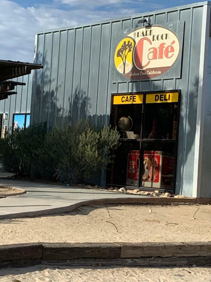 Safari Motor Inn - Joshua Tree Kültér fotó